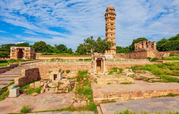 chittorgarh sightseen tour.jpg