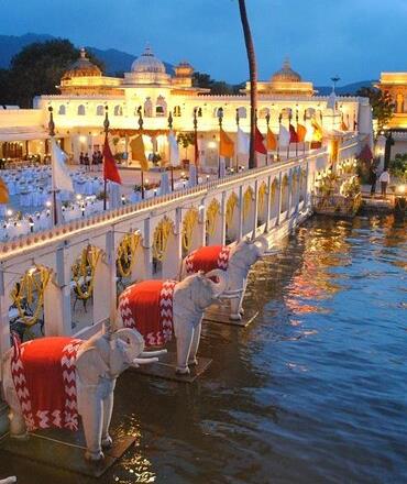 jag mandir udaipur.jpg